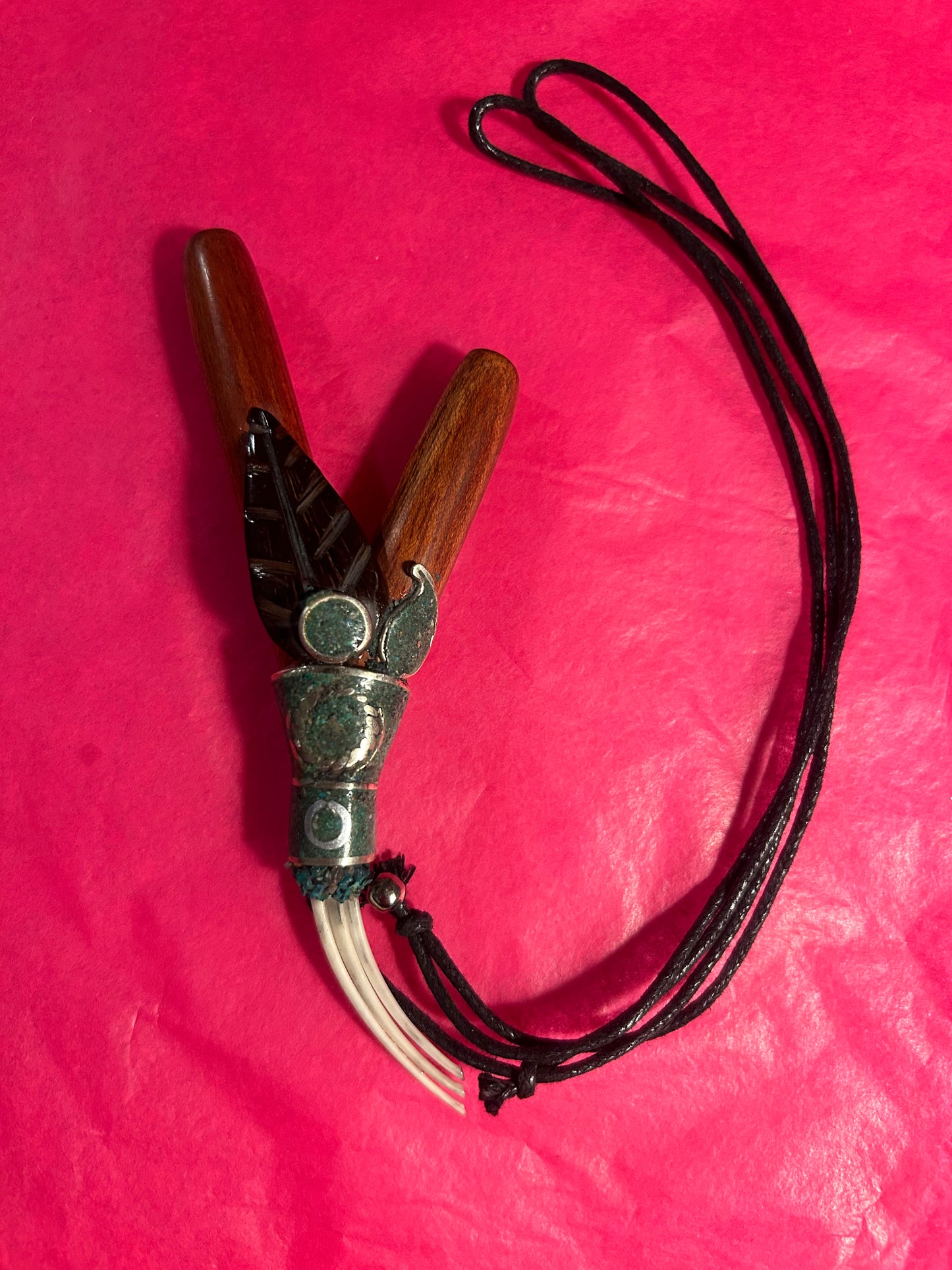 Kuripe with Necklace (Crystal & Porcupine needle Variants)
