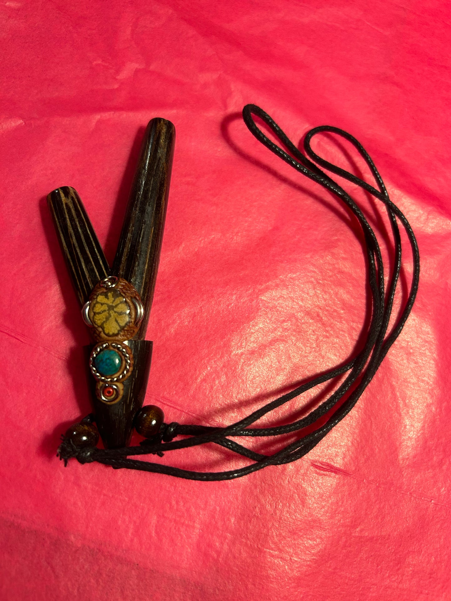 Kuripes with Necklace - (Nutwood Tip Variants)