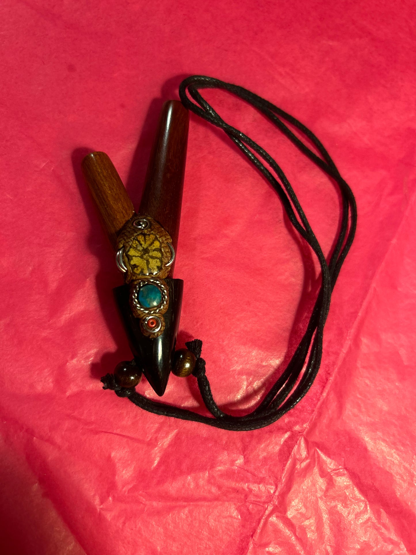 Kuripes with Necklace - (Nutwood Tip Variants)