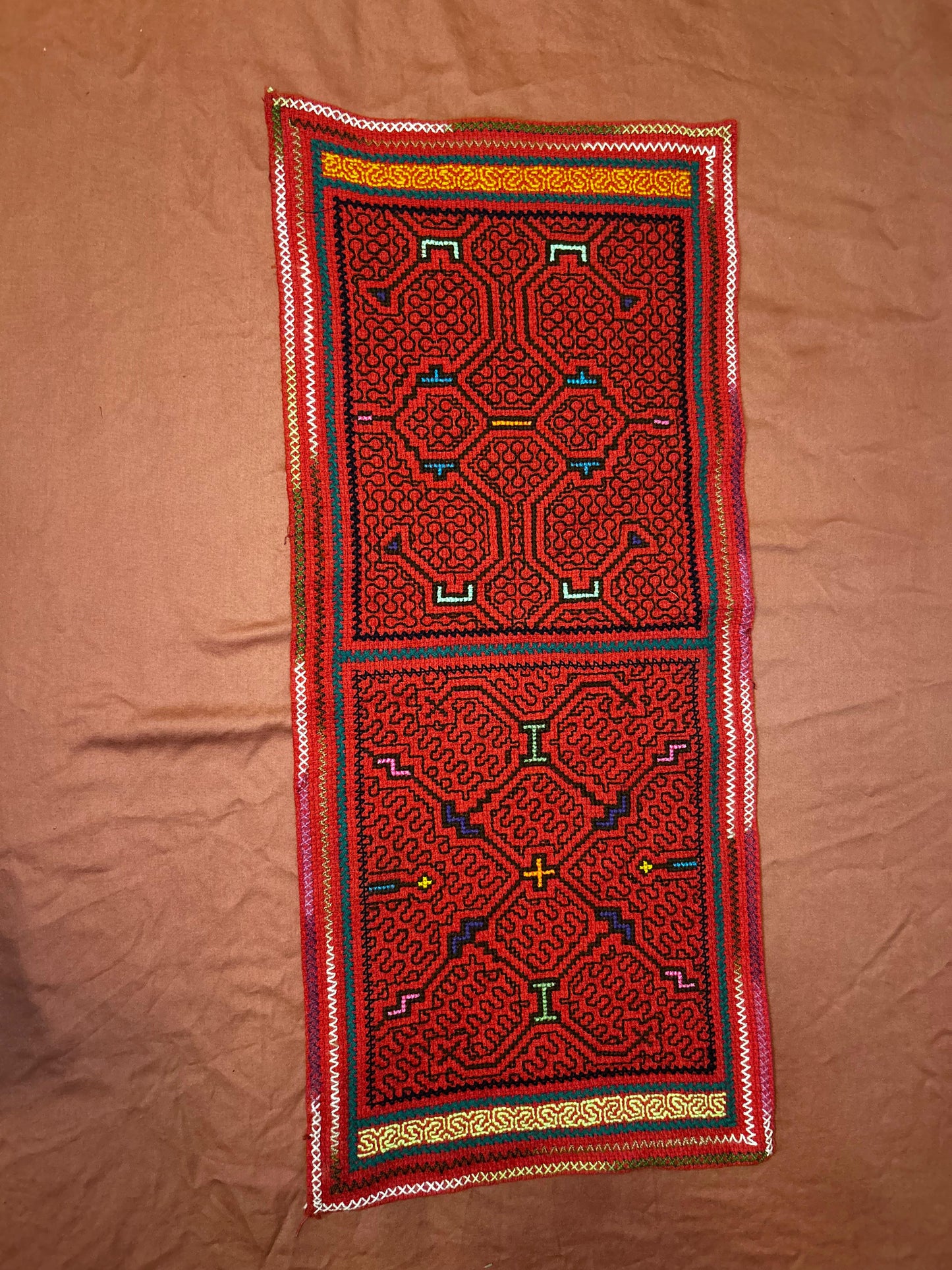 MEDIUM Authentic Shipibo Handwoven Ícaro Tapestry